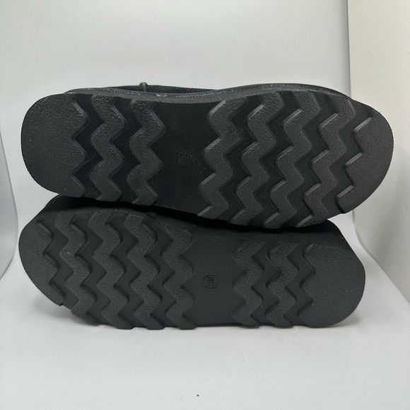 CUSHIONAIRE Women's Genuine Suede pull platform boot +Memory Foam 7.5 BLACK - Picture 5 of 7